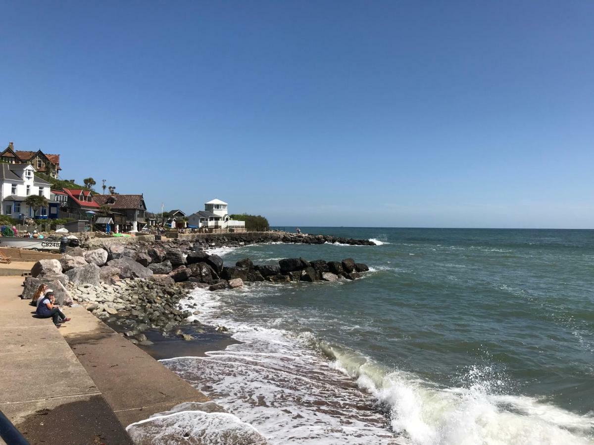 Апартаменты 'Kaia' Beach Vista, Ventnor Beach Экстерьер фото
